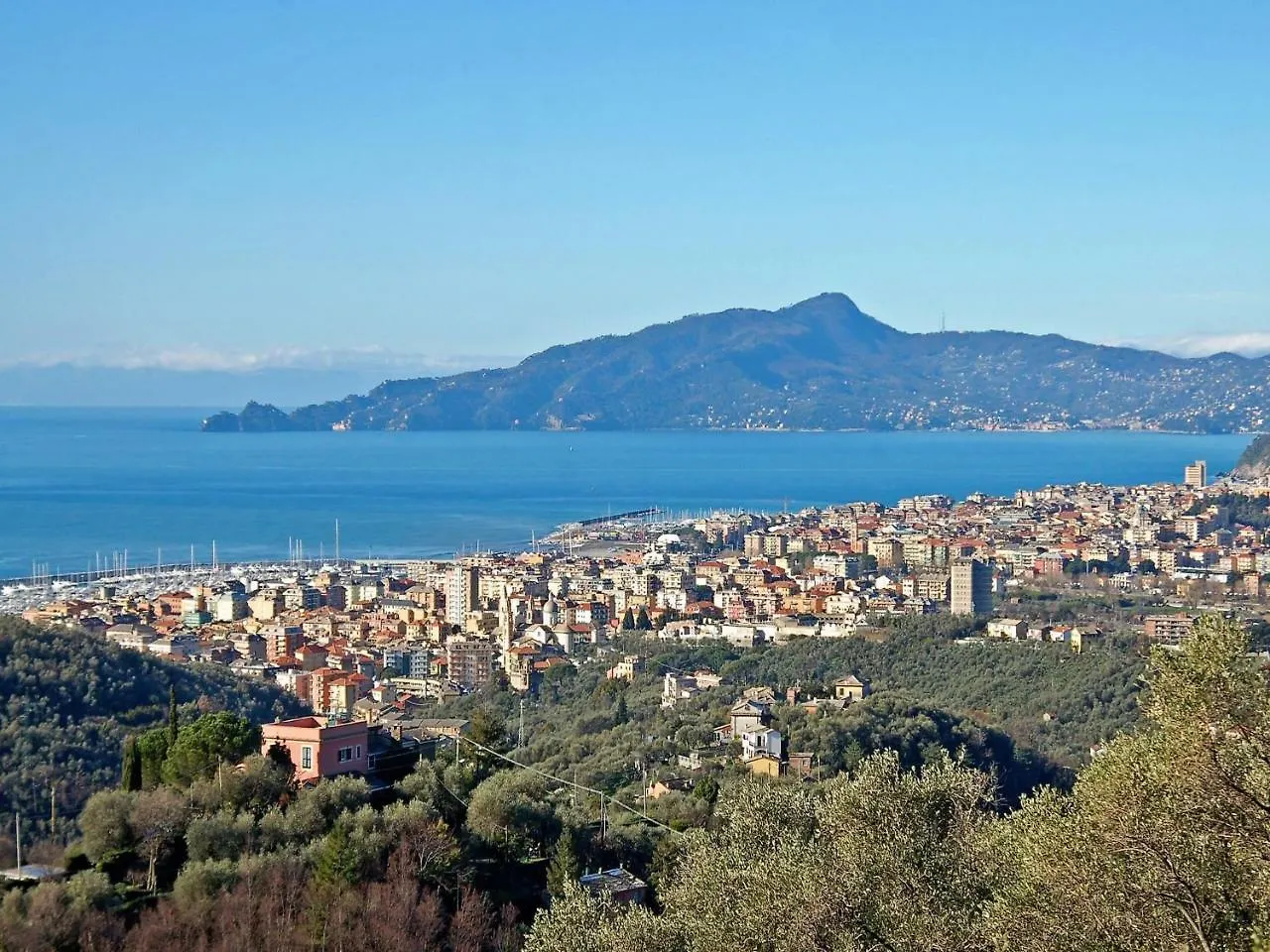 Apartment Casa Ninni By Holiday World Chiavari Italy